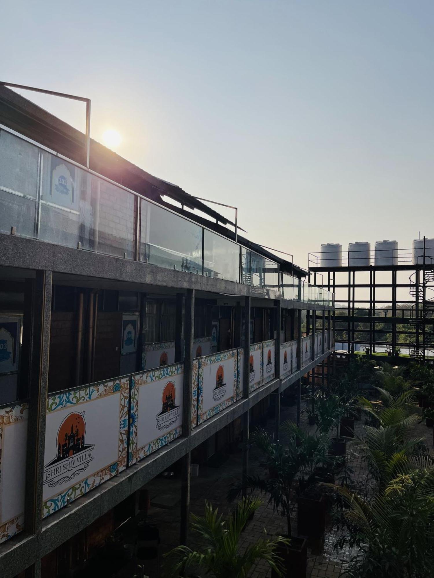 Shri Shiv Villa Resort By Bd Hospitality Szaszan Gir Kültér fotó