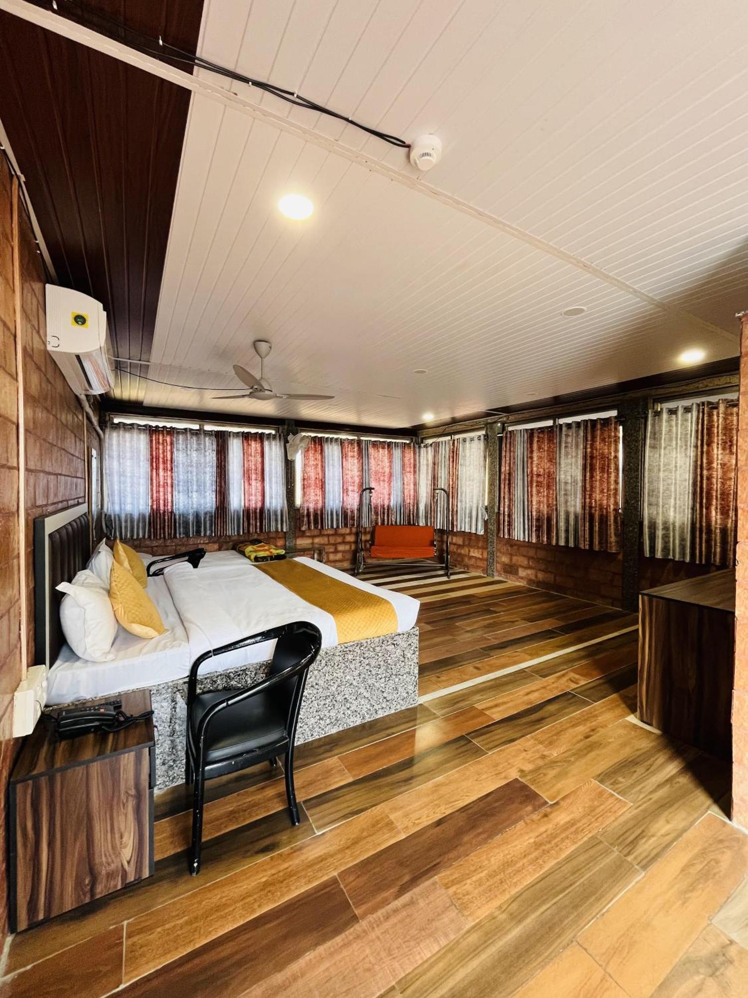 Shri Shiv Villa Resort By Bd Hospitality Szaszan Gir Kültér fotó